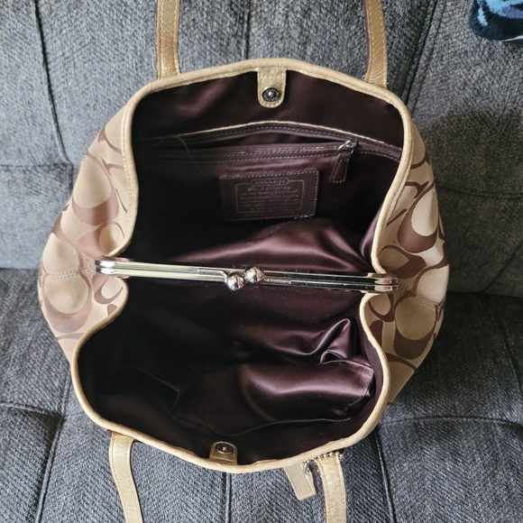 Coach Signature Stripe Framed Kisslock Carryall Y2K F13533 - Picture 3 of 14